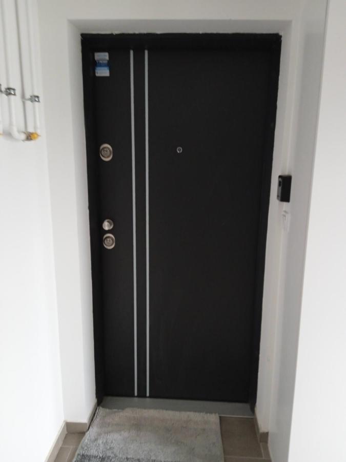 Verebes Apartman غيور المظهر الخارجي الصورة