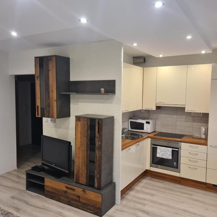 Verebes Apartman غيور المظهر الخارجي الصورة